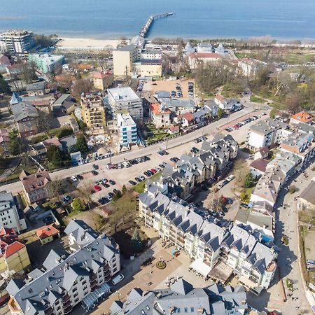 3-Bedroom Apartment Plac Neptuna By Noclegi Renters Miedzyzdroje Esterno foto