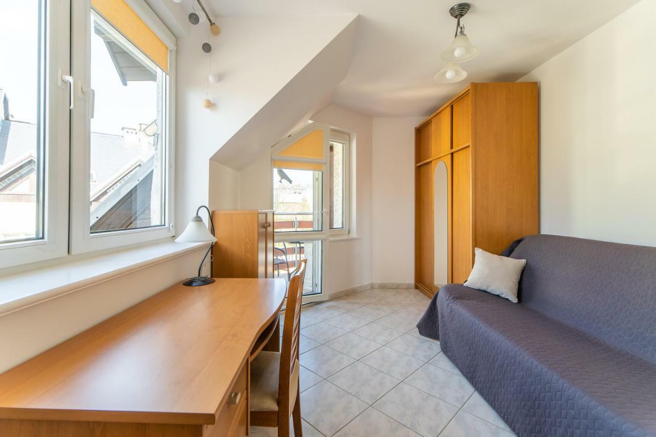 3-Bedroom Apartment Plac Neptuna By Noclegi Renters Miedzyzdroje Esterno foto