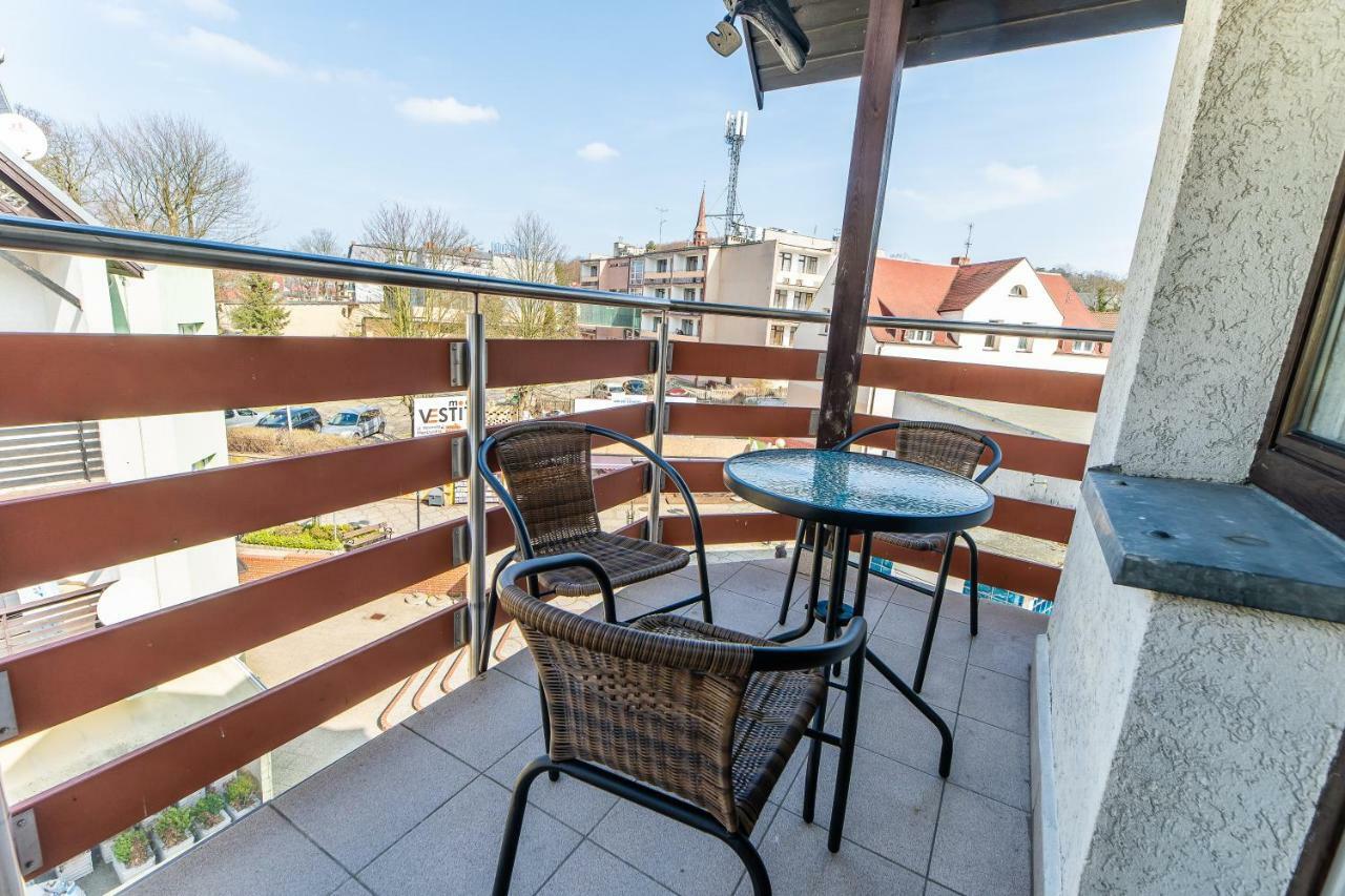 3-Bedroom Apartment Plac Neptuna By Noclegi Renters Miedzyzdroje Esterno foto