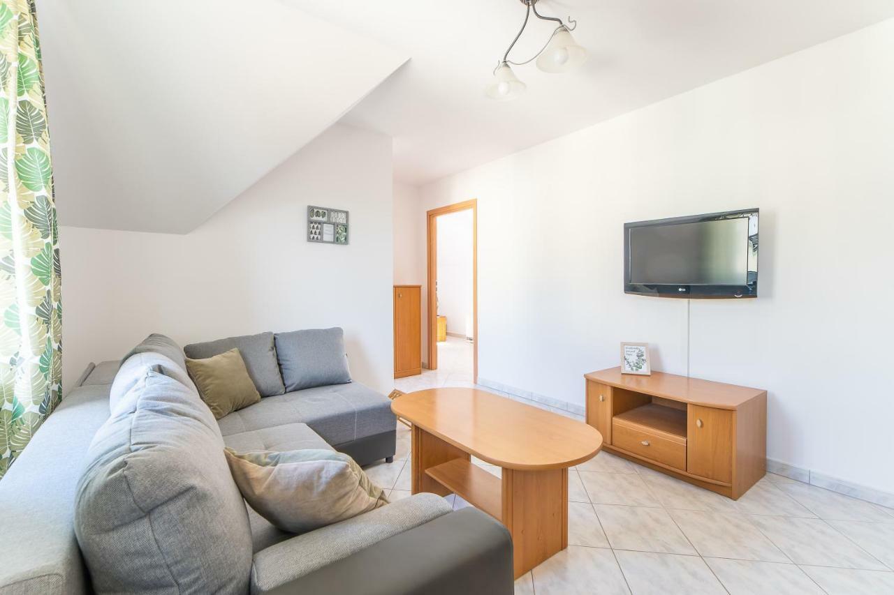 3-Bedroom Apartment Plac Neptuna By Noclegi Renters Miedzyzdroje Esterno foto